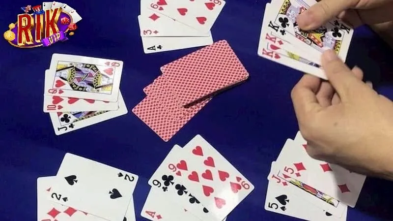 cach choi bai lieng 3 Hướng Dẫn Hỗ Trợ Người Mới Tìm Hiểu Cách Chơi Bài Liêng